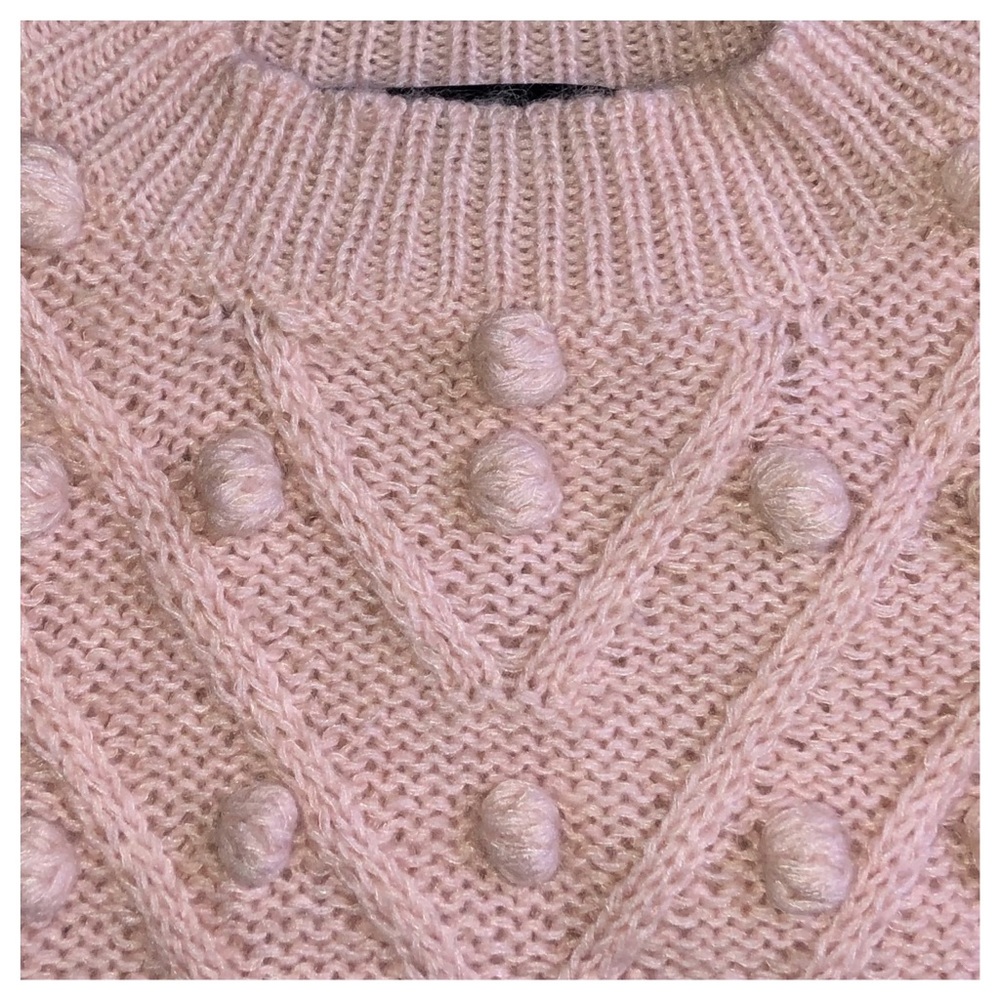 The Linetall Puff Sleeve Textured Sweater - Picture 7 of 7